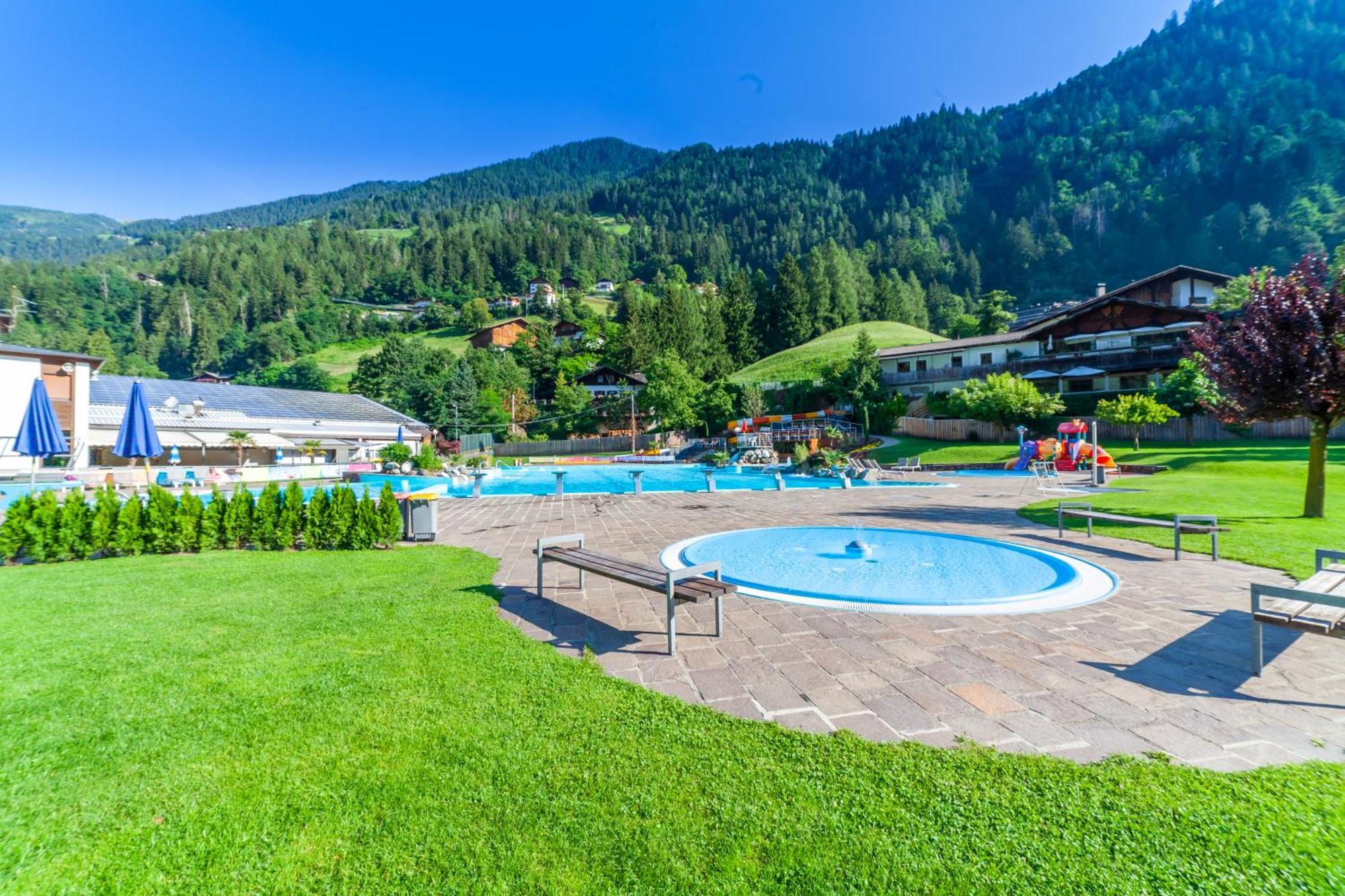 Apartments Hubertus Bei Meran Сан-Леонардо-ин-Пассирия Экстерьер фото